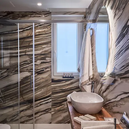 Thalora - Luxury Bari