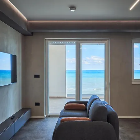 Thalora - Luxury Apartament Bari