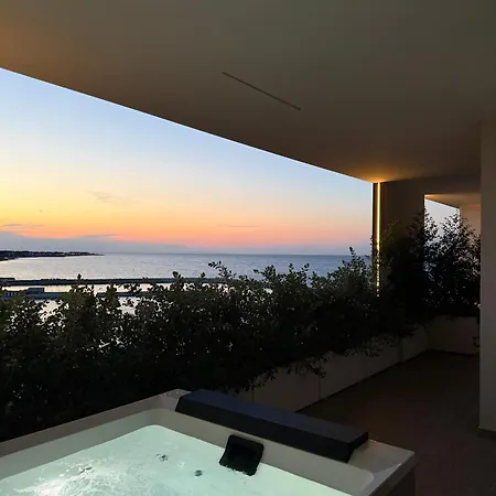 Thalora - Luxury